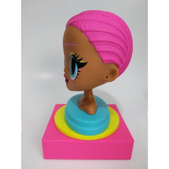 SALE! L.O.L.Surprise! O.M.G. Styling Head Royal Bee 8.5" - Picture 5 of 9